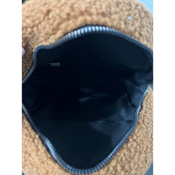 Gizmo Mini Backpack | Cozy Sherpa Gremlins Character Backpack - Picture 7 of 10